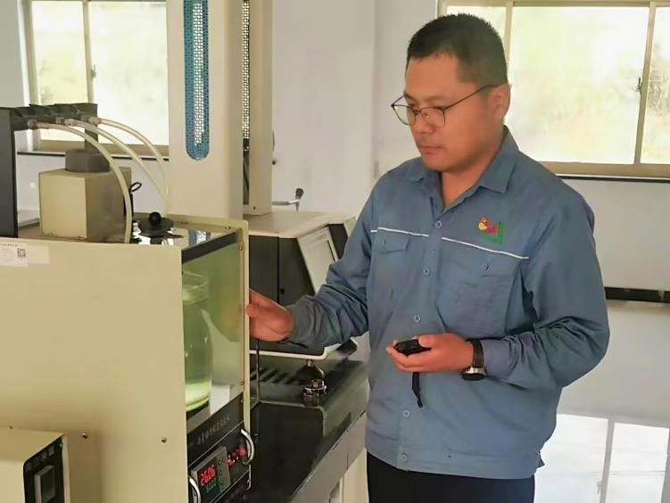 喜报！储运星空网官网首页入口_星空（中国）
朱洪志同志荣获“2022-2023年度山东高速集团青年五四奖章”